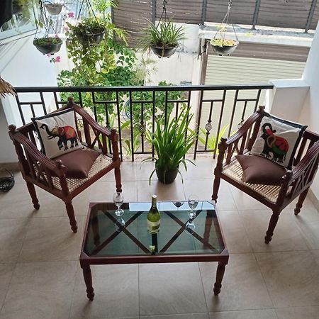 Jal,Min Homestay Канди Экстерьер фото